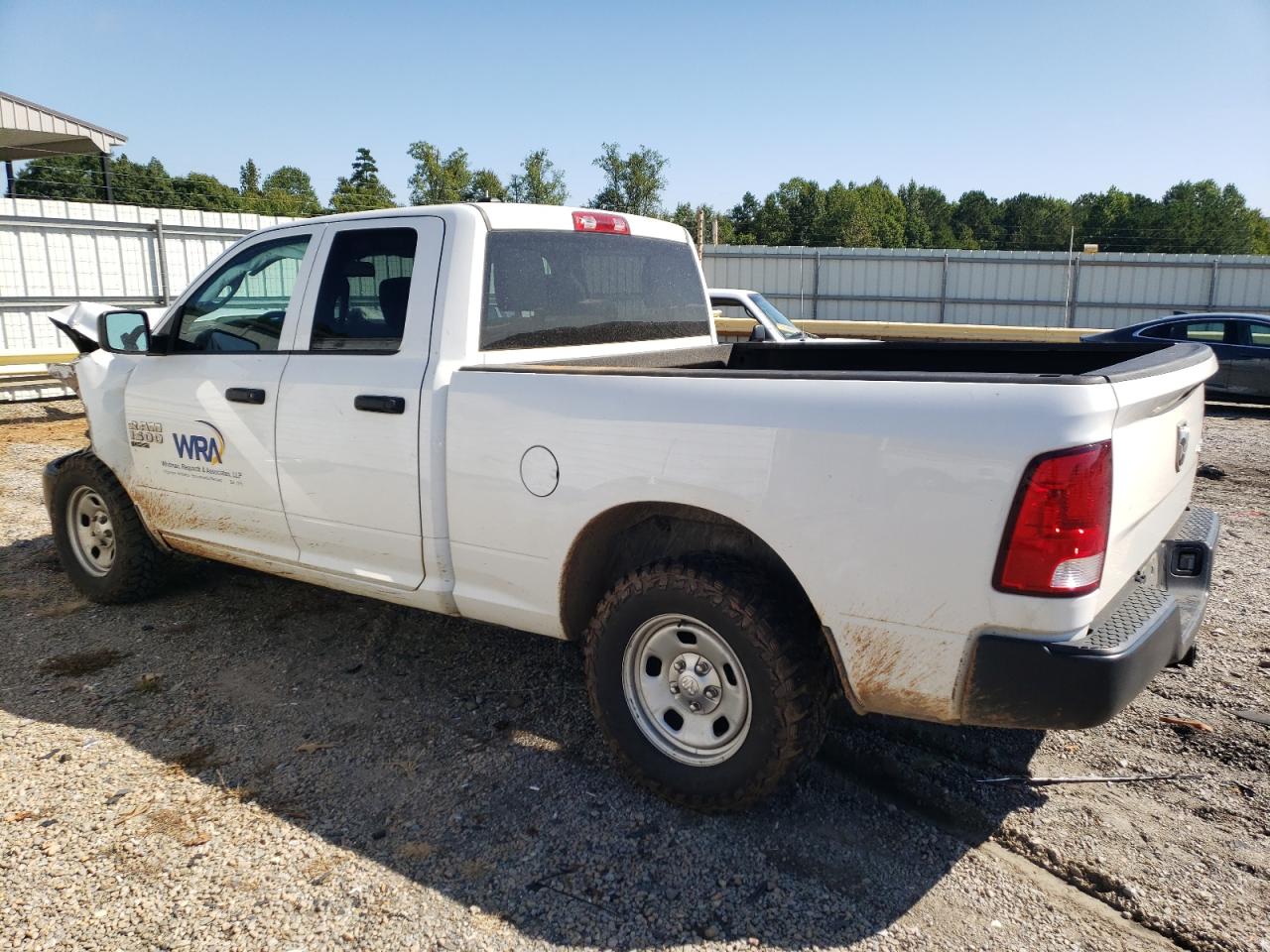 Изображение 2 2020 RAM 1500 CLASSIC TRADESMAN 2020 с VIN 1C6RR7FG7LS152366