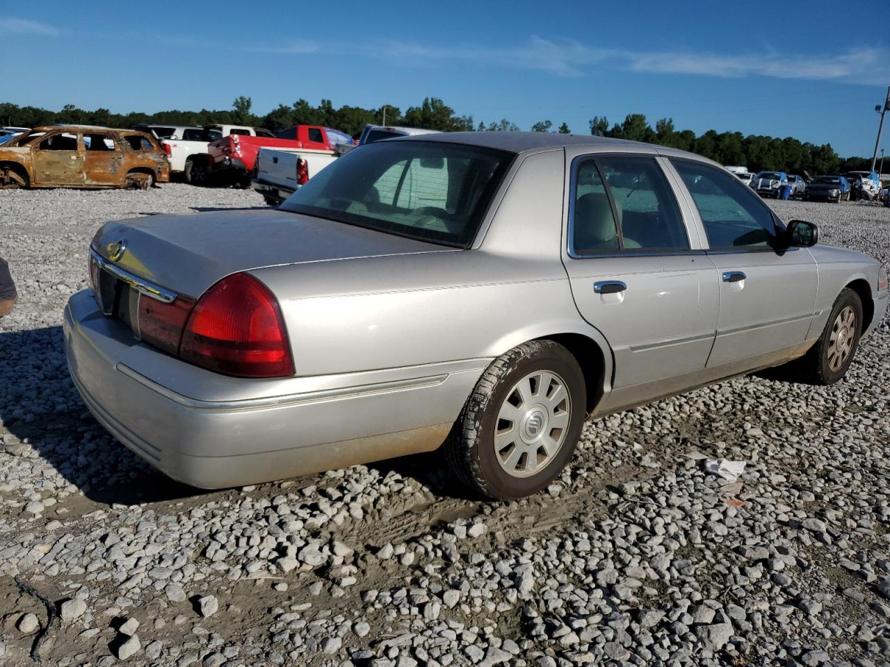 Image 3 of 2004 MERCURY GRAND MARQUIS LS 2004 with VIN 2MEFM75W24X688433