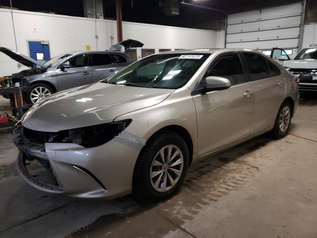 Obraz 1 z 2017 TOYOTA CAMRY LE 2017 z VIN 4T1BF1FK2HU722592