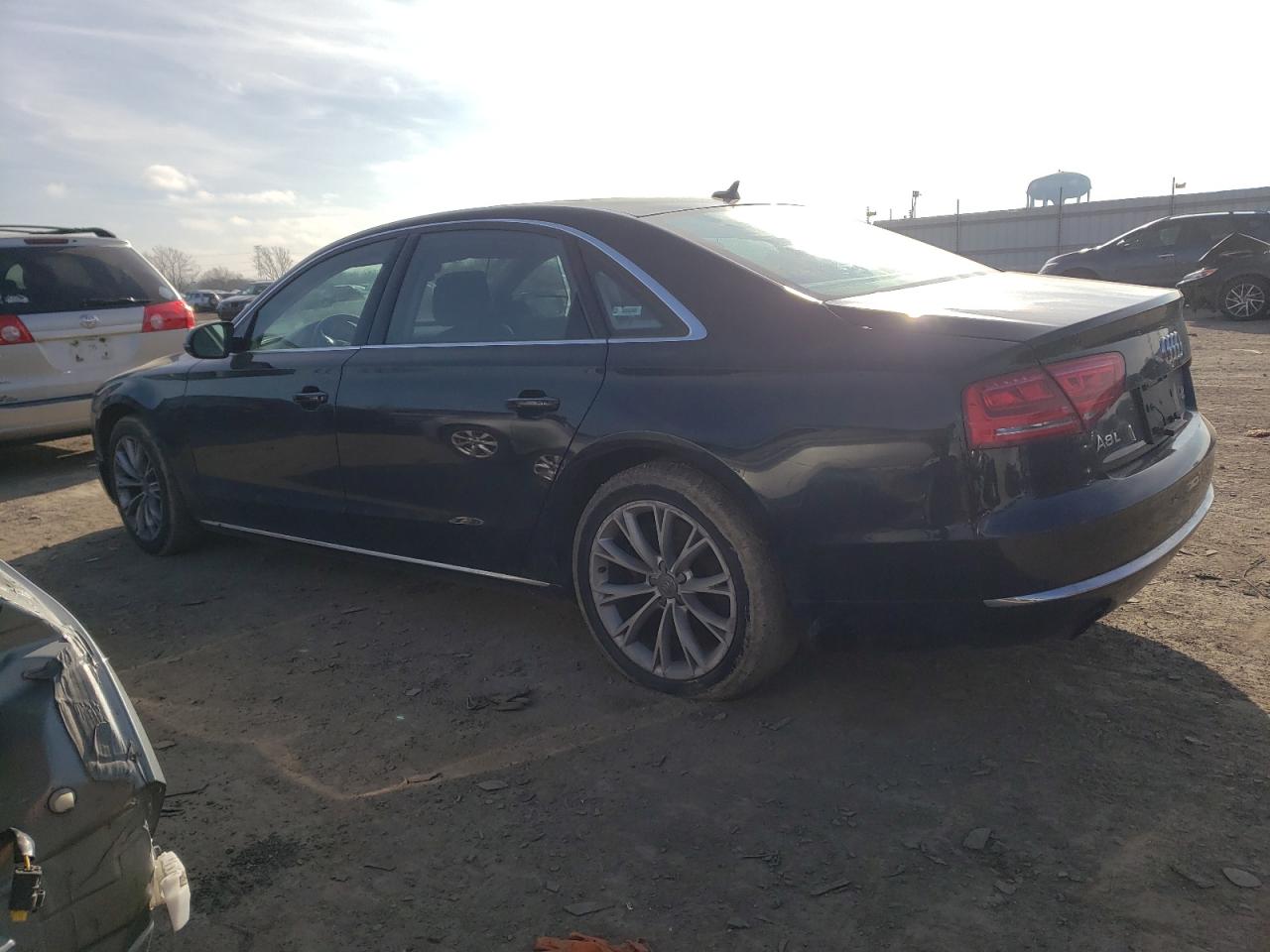 Изображение 2 2012 AUDI A8 L QUATTRO 2012 с VIN WAURVAFD3CN018179