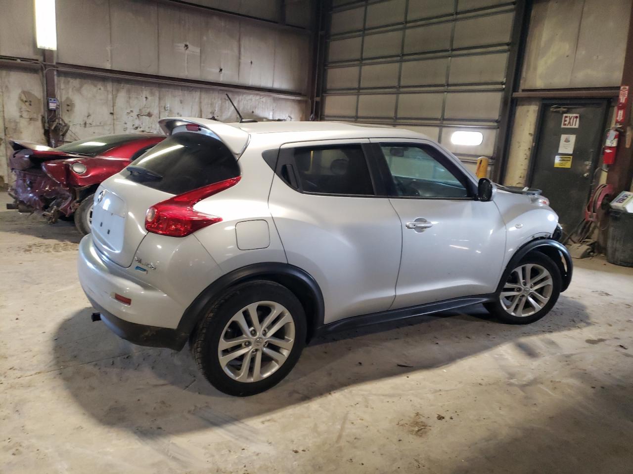 Image 3 of 2014 NISSAN JUKE S 2014 with VIN JN8AF5MV7ET359961
