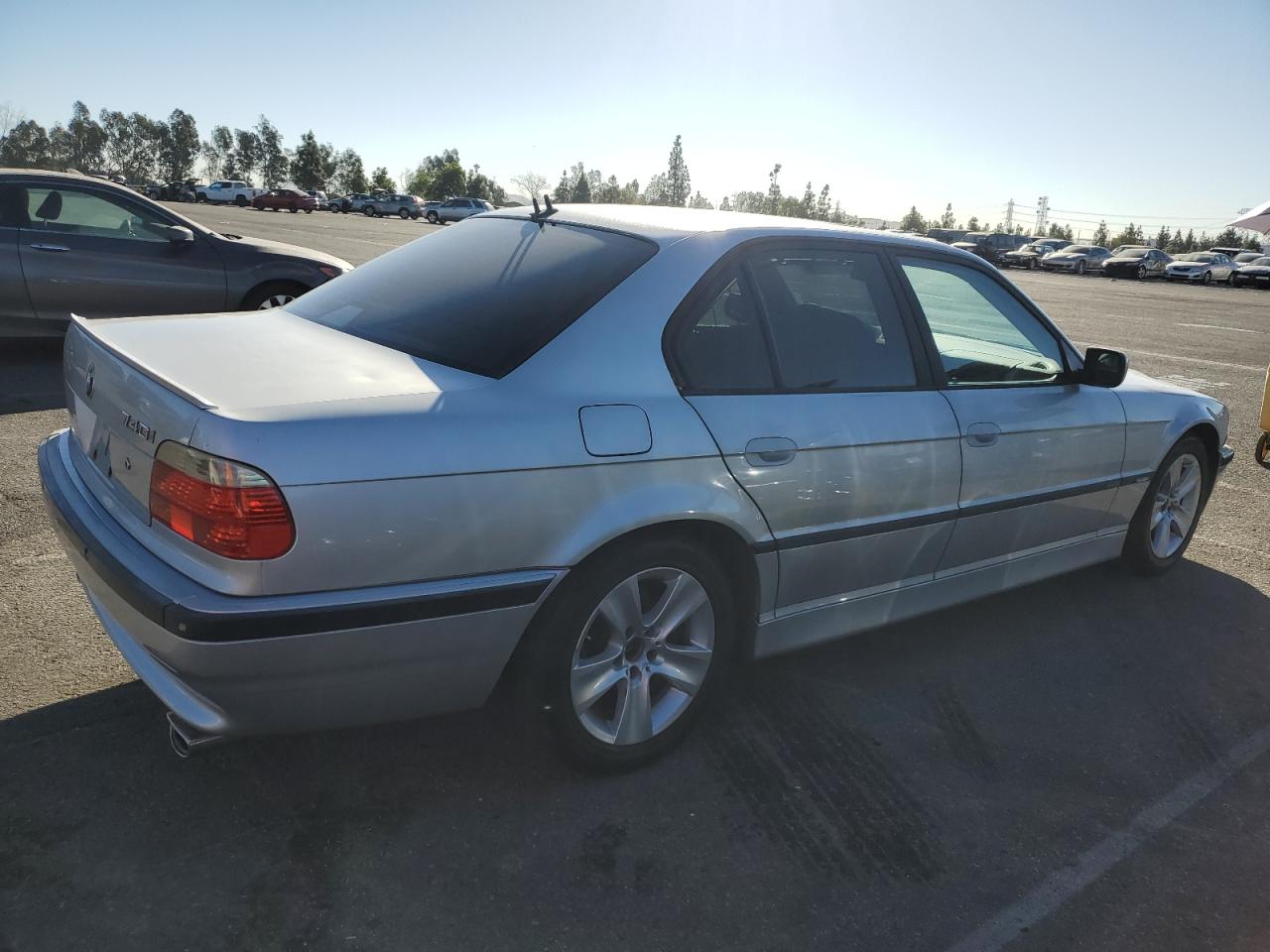 Obraz 3 z 2001 BMW 740 I AUTOMATIC 2001 z VIN WBAGG83401DN83961