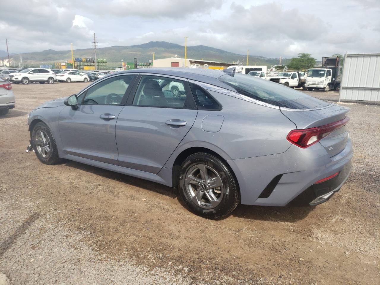 Изображение 2 2023 KIA K5 LXS 2023 с VIN 5XXG14J22PG208893