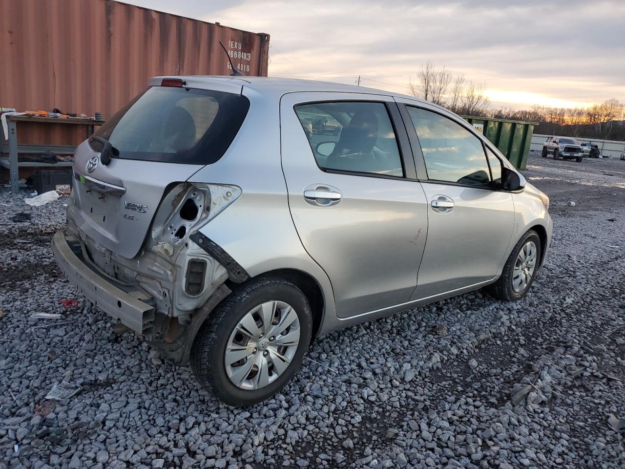 Image 3 of 2012 TOYOTA YARIS  2012 with VIN JTDKTUD34CD521487