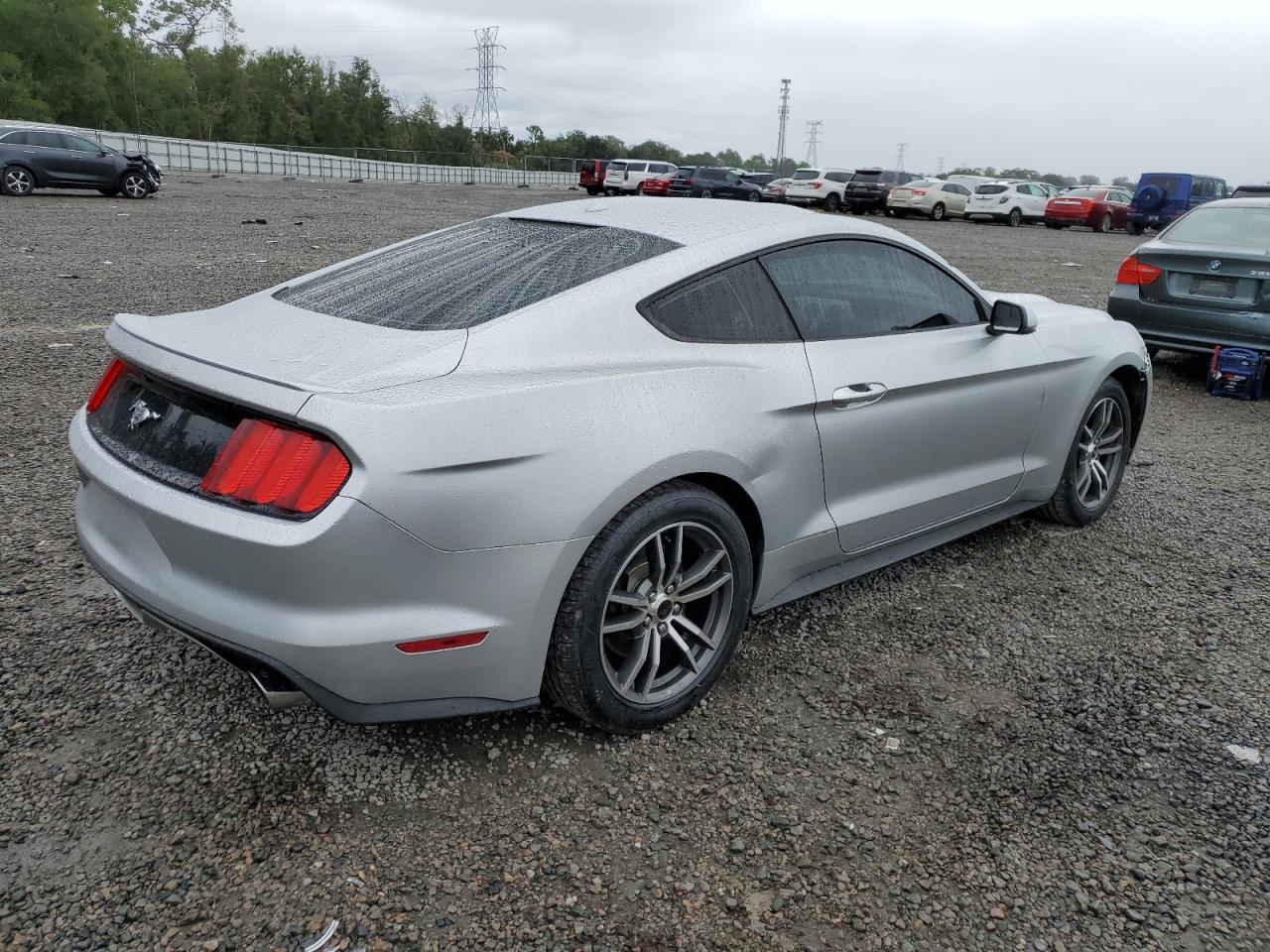 Изображение 3 2017 FORD MUSTANG  2017 с VIN 1FA6P8TH9H5227472