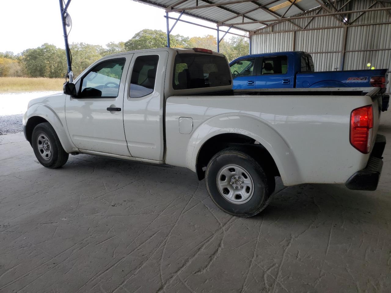 Image 2 of 2014 NISSAN FRONTIER S 2014 with VIN 1N6BD0CT2EN729952