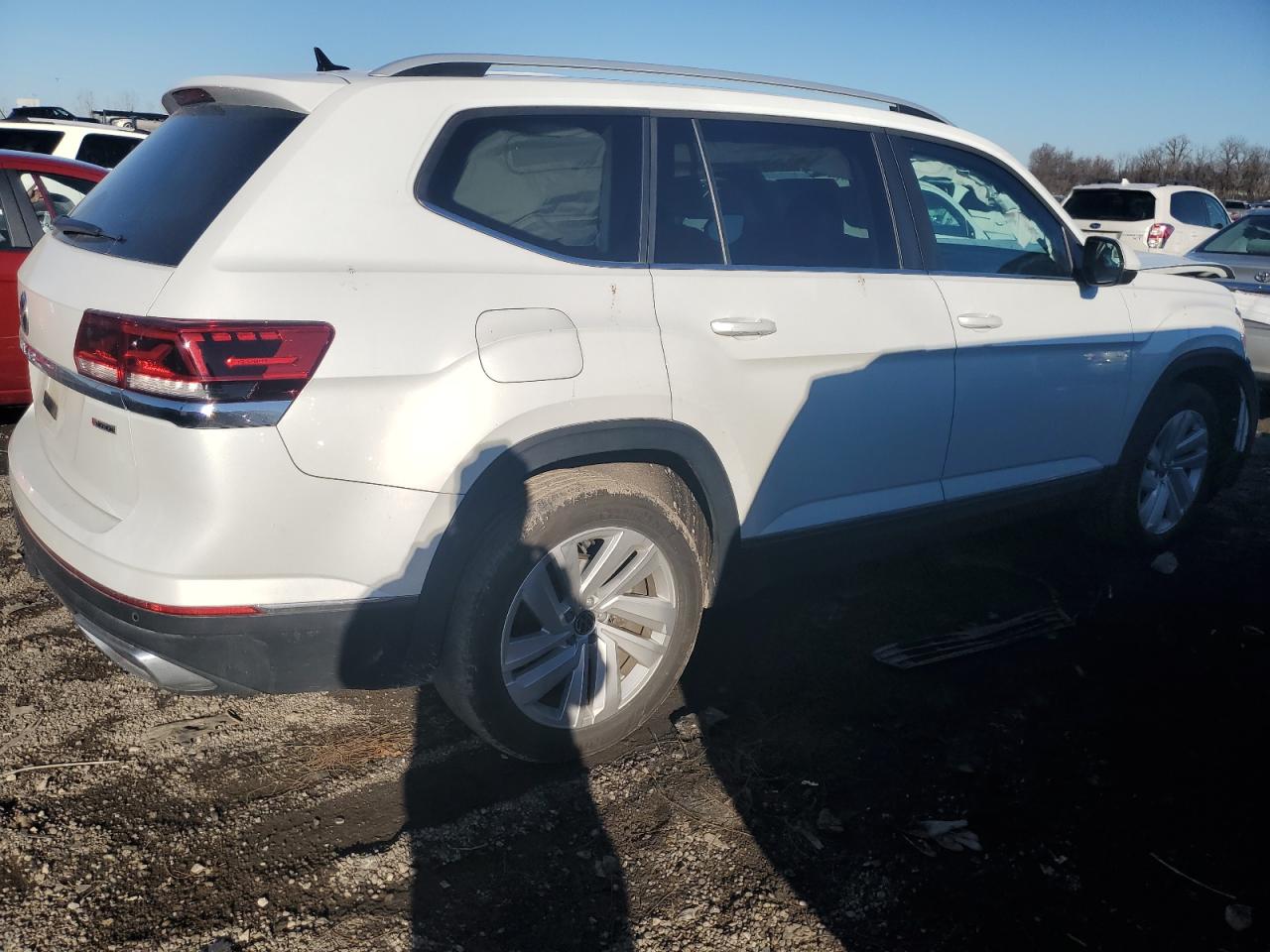 Image 3 of 2021 VOLKSWAGEN ATLAS SEL 2021 with VIN 1V2BR2CA0MC584661