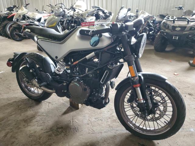 Obraz 2021 HUSQVARNA VITPILEN 401/SVARTPILEN 401  2021