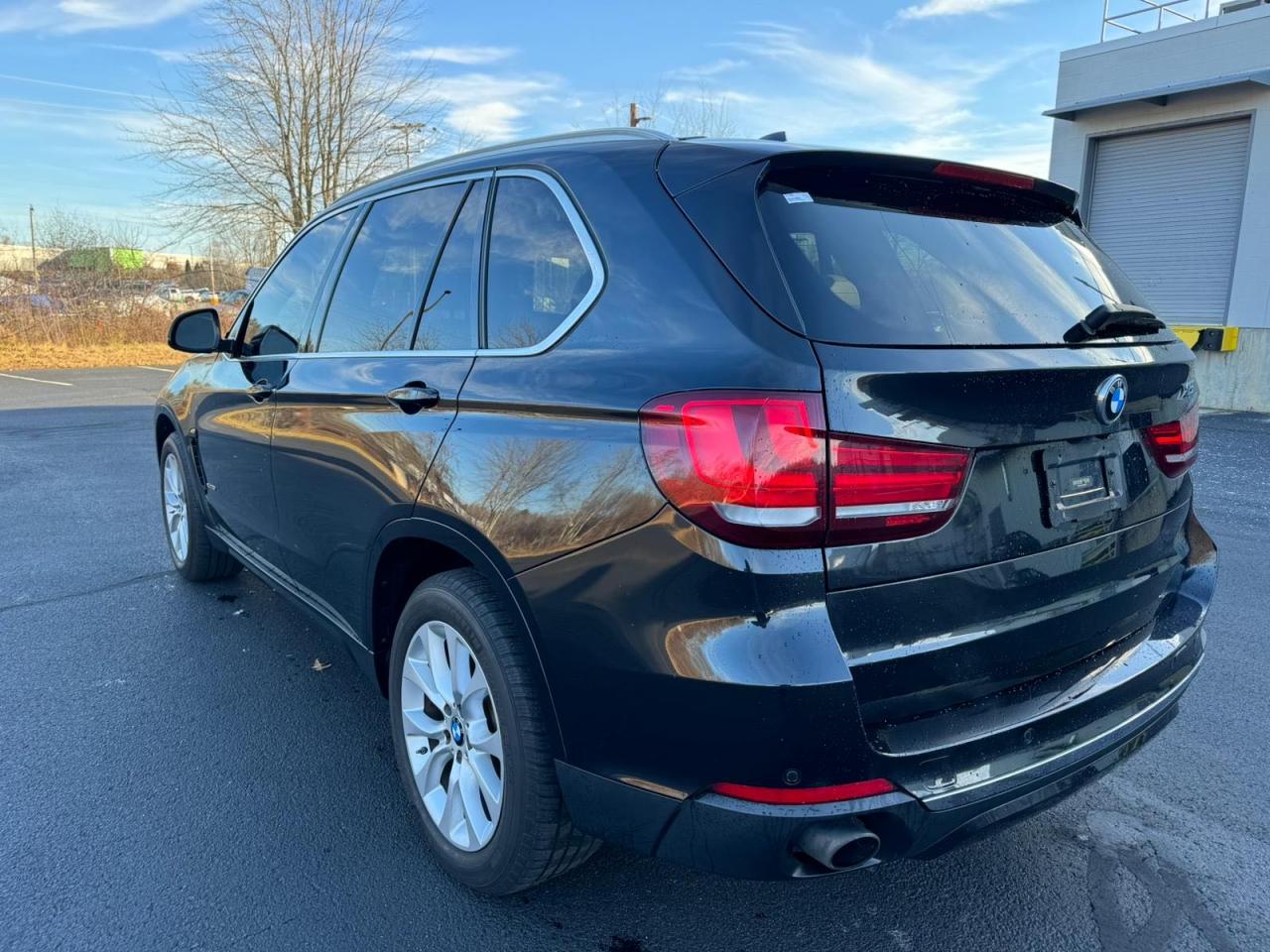 Obraz 3 z 2015 BMW X5 XDRIVE35I 2015 z VIN 5UXKR0C5XF0P04722