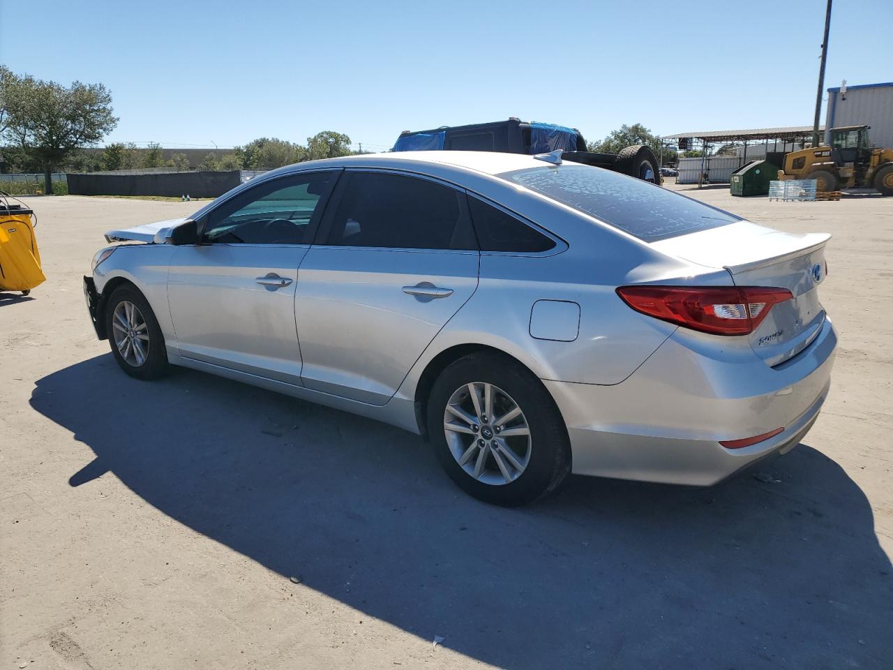 Image 2 of 2016 HYUNDAI SONATA SE 2016 with VIN 5NPE24AF9GH368197
