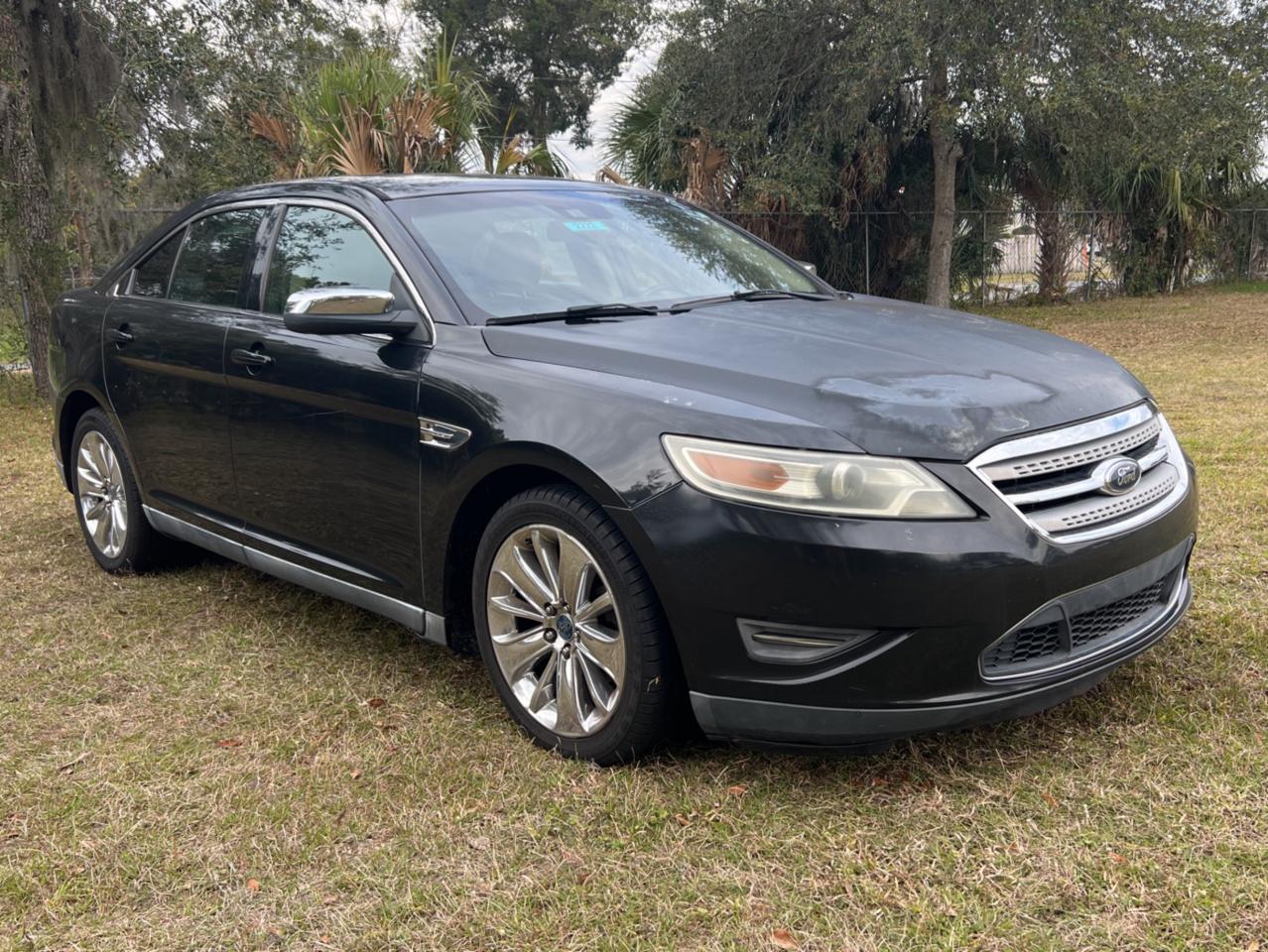 Изображение 2010 FORD TAURUS LIMITED 2010
