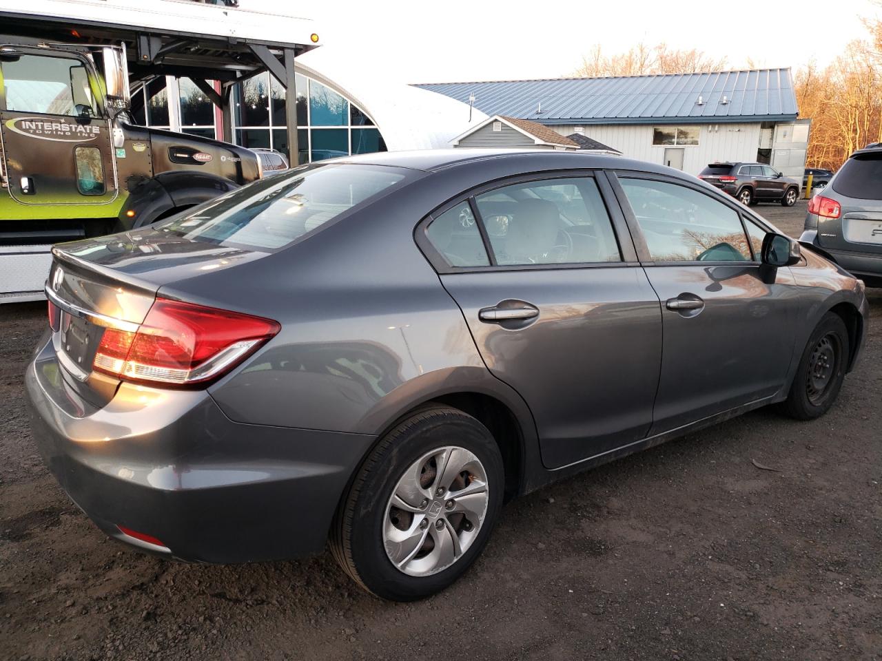 Изображение 3 2013 HONDA CIVIC LX 2013 с VIN 2HGFB2F5XDH554412