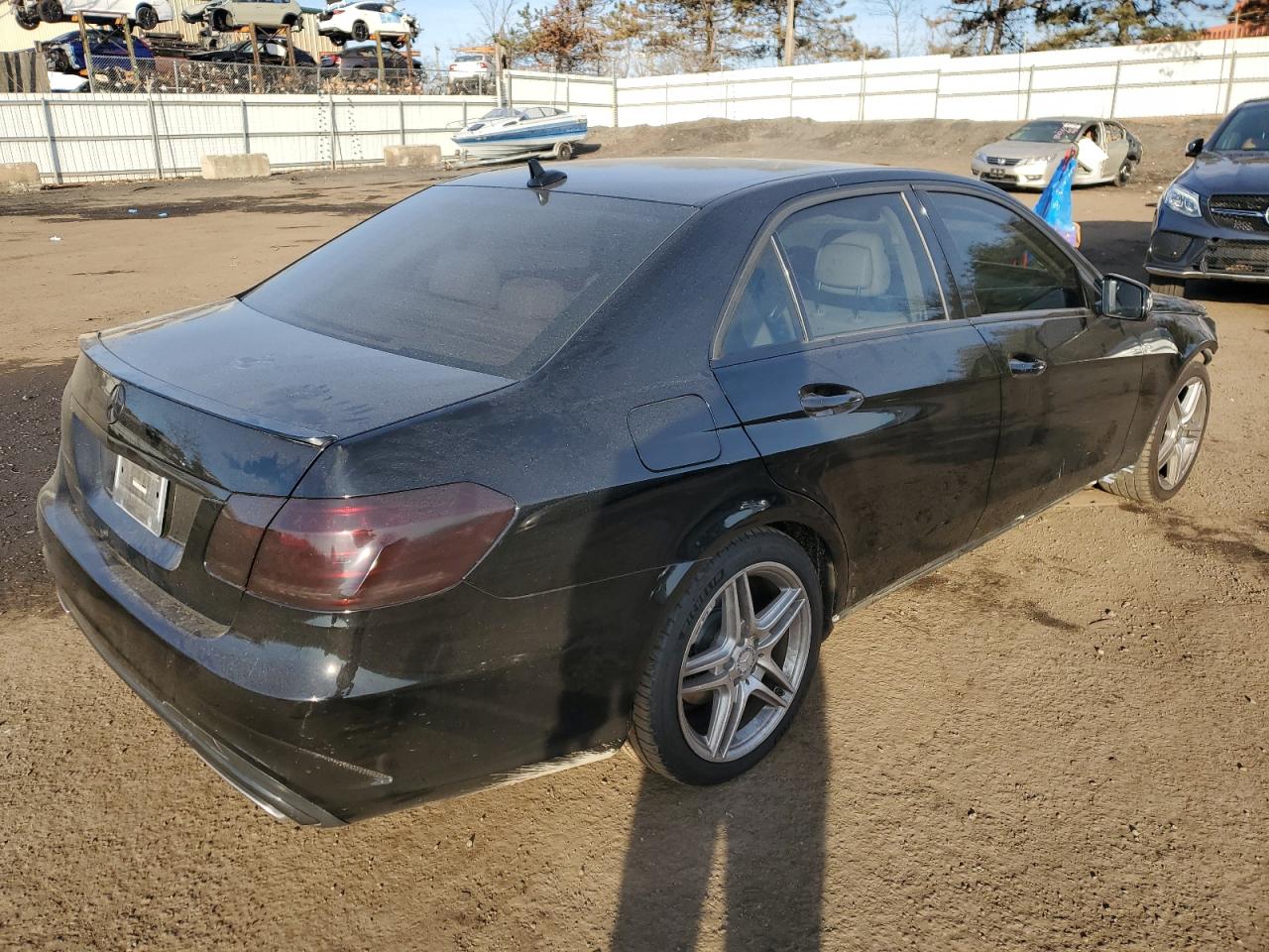 Image 3 of 2014 MERCEDES-BENZ E 350 4MATIC 2014 with VIN WDDHF8JB7EA795314