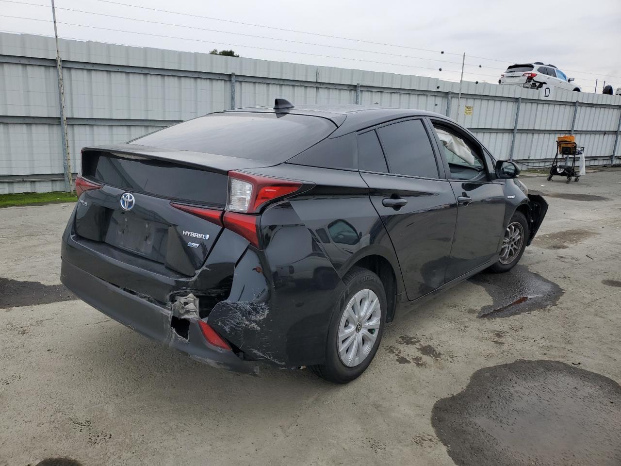 Изображение 3 2020 TOYOTA PRIUS L 2020 с VIN JTDKARFU6L3122109