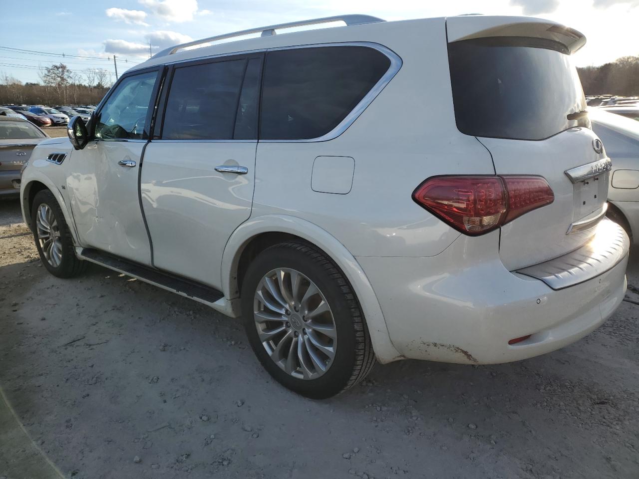 Obraz 2 z 2017 INFINITI QX80 BASE 2017 z VIN JN8AZ2NE7H9158194