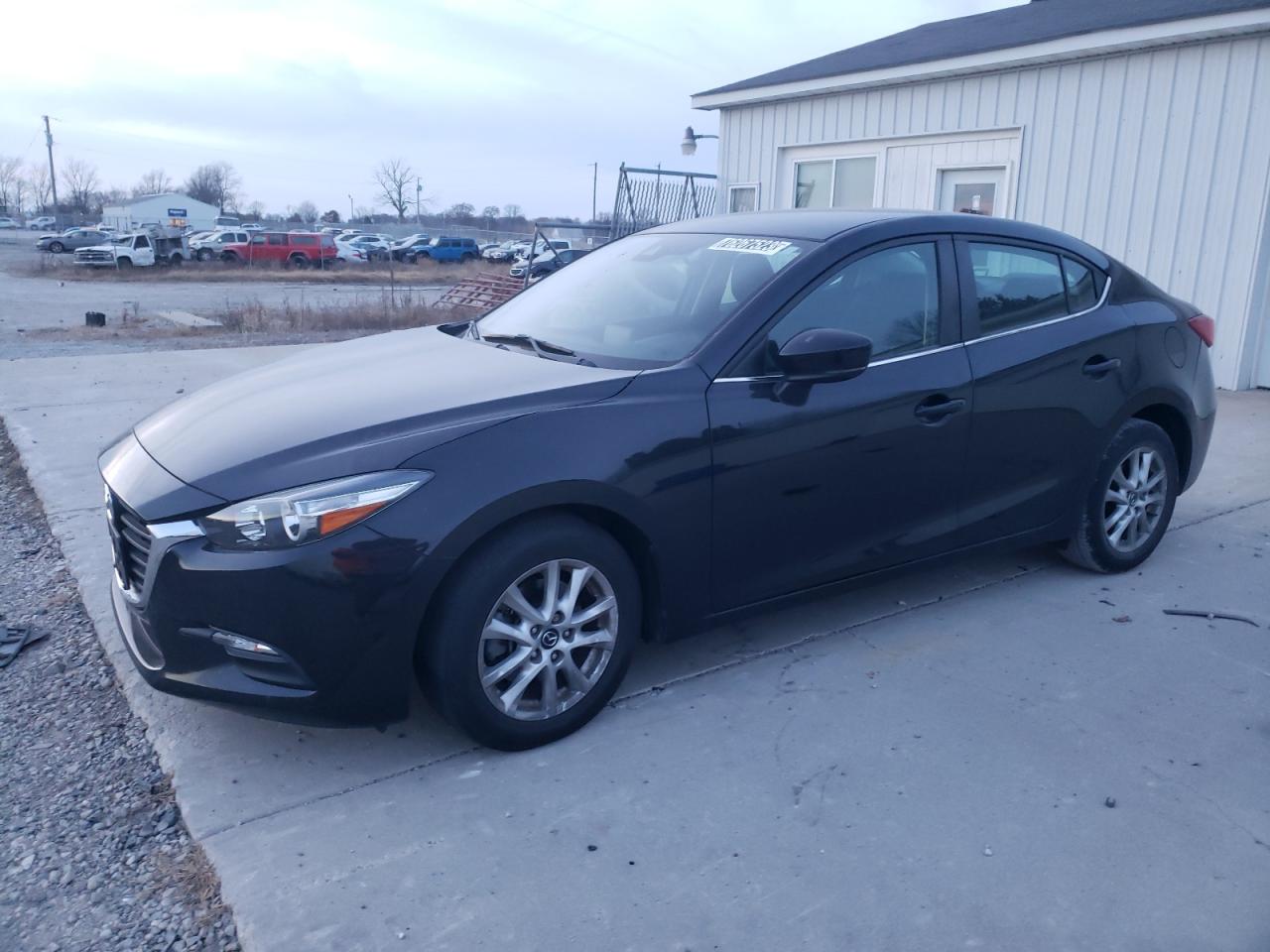 Изображение 1 2018 MAZDA 3 SPORT 2018 с VIN 3MZBN1U78JM230663