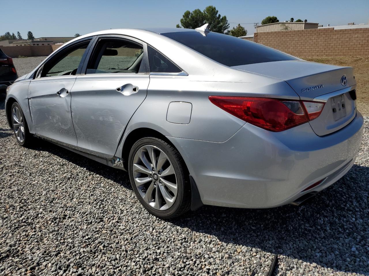 Obraz 2 z 2011 HYUNDAI SONATA SE 2011 z VIN 5NPEC4AB0BH239414
