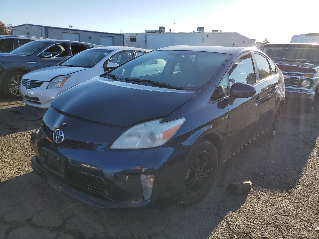 Image 1 of 2012 TOYOTA PRIUS  2012 with VIN JTDKN3DU3C1612149