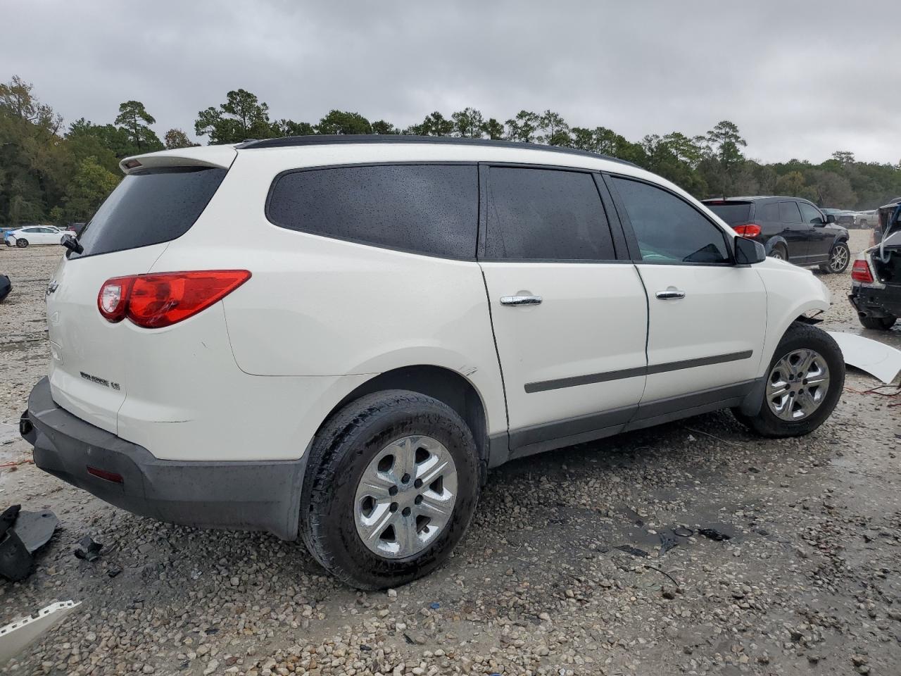 Изображение 3 2012 CHEVROLET TRAVERSE LS 2012 с VIN 1GNKRFEDXCJ337200