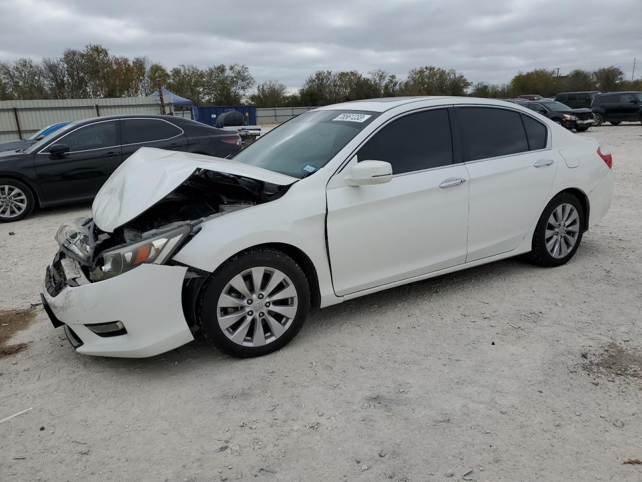 Image 1 of 2013 HONDA ACCORD EXL 2013 with VIN 1HGCR2F86DA038393