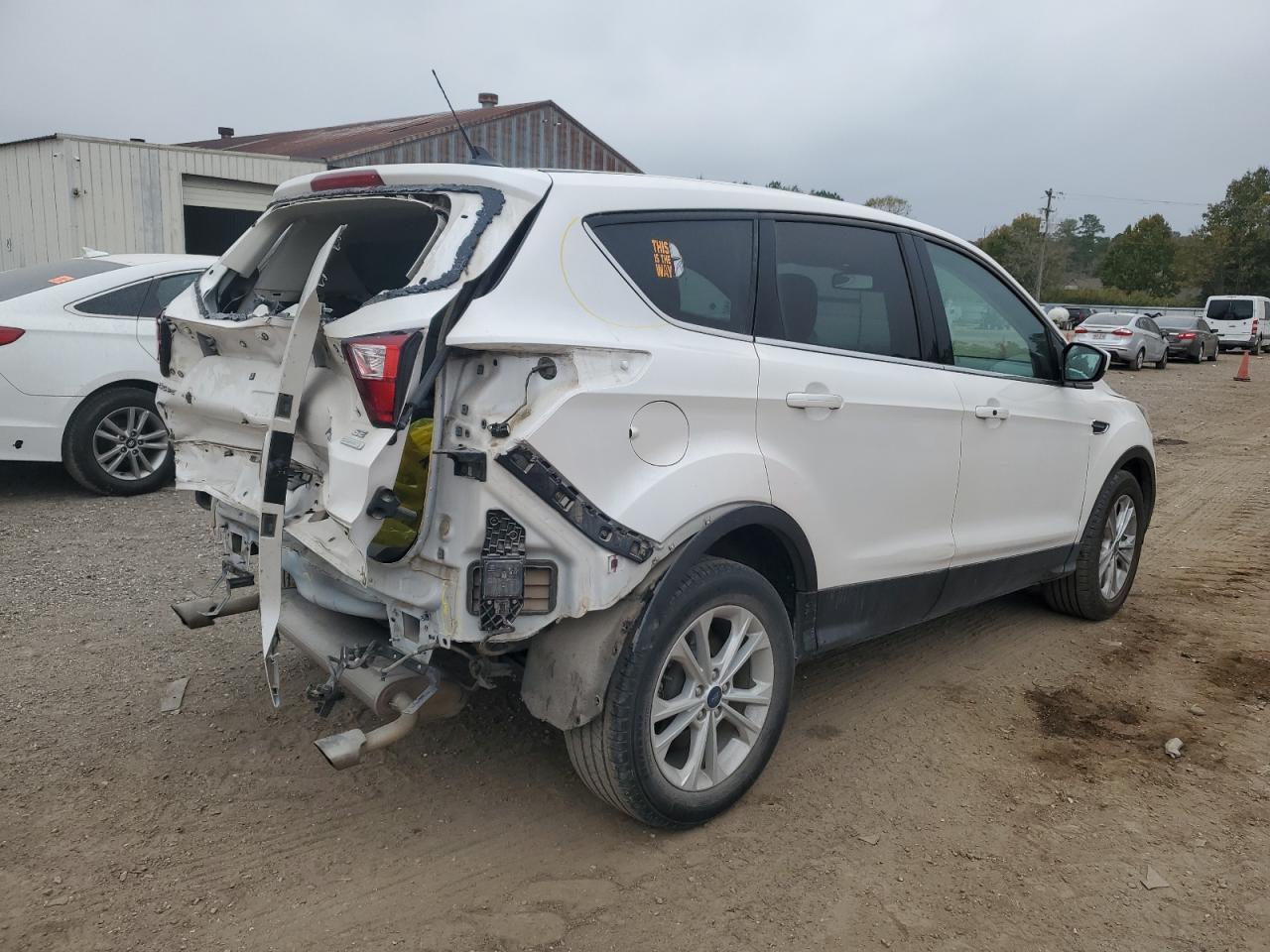 Obraz 3 z 2019 FORD ESCAPE SE 2019 z VIN 1FMCU0GD1KUB47087