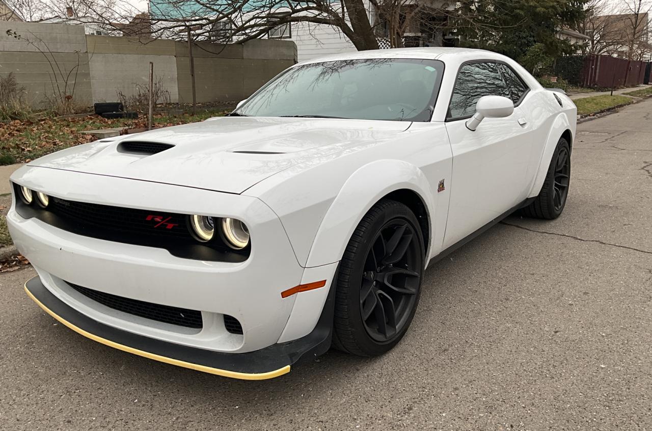 Изображение 2 2022 DODGE CHALLENGER R/T SCAT PACK 2022 с VIN 2C3CDZFJXNH151537