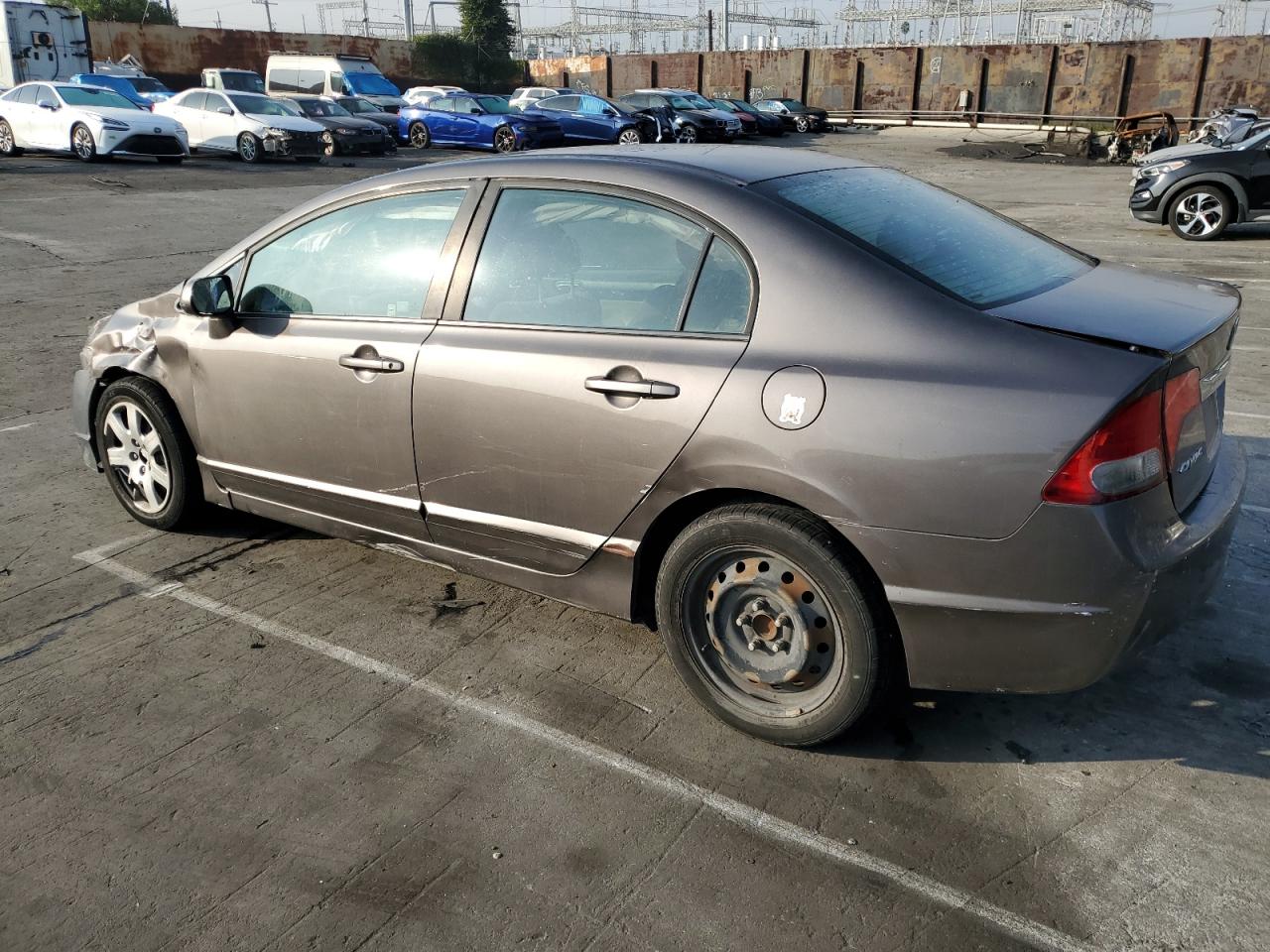Image 2 of 2010 HONDA CIVIC LX 2010 with VIN 19XFA1F52AE047071