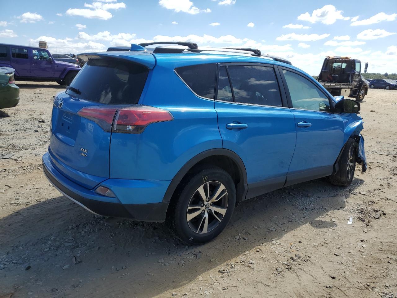 Image 3 of 2017 TOYOTA RAV4 XLE 2017 with VIN JTMRFREVXHJ112261