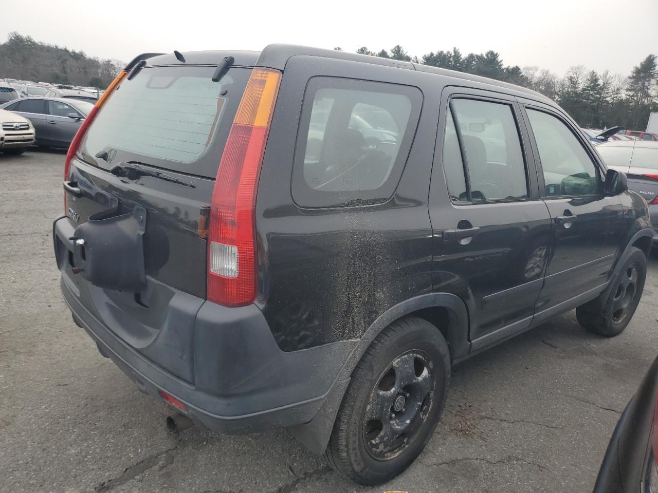 Image 3 of 2004 HONDA CR-V LX 2004 with VIN SHSRD784X4U235355