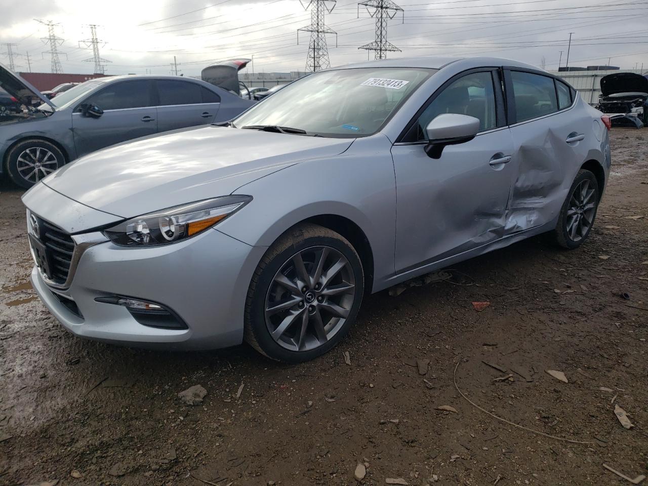 Изображение 1 2018 MAZDA 3 TOURING 2018 с VIN 3MZBN1V38JM263299