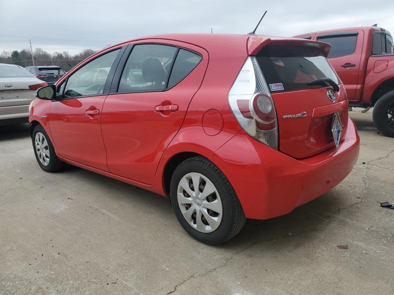 Image 2 of 2013 TOYOTA PRIUS C  2013 with VIN JTDKDTB35D1539008