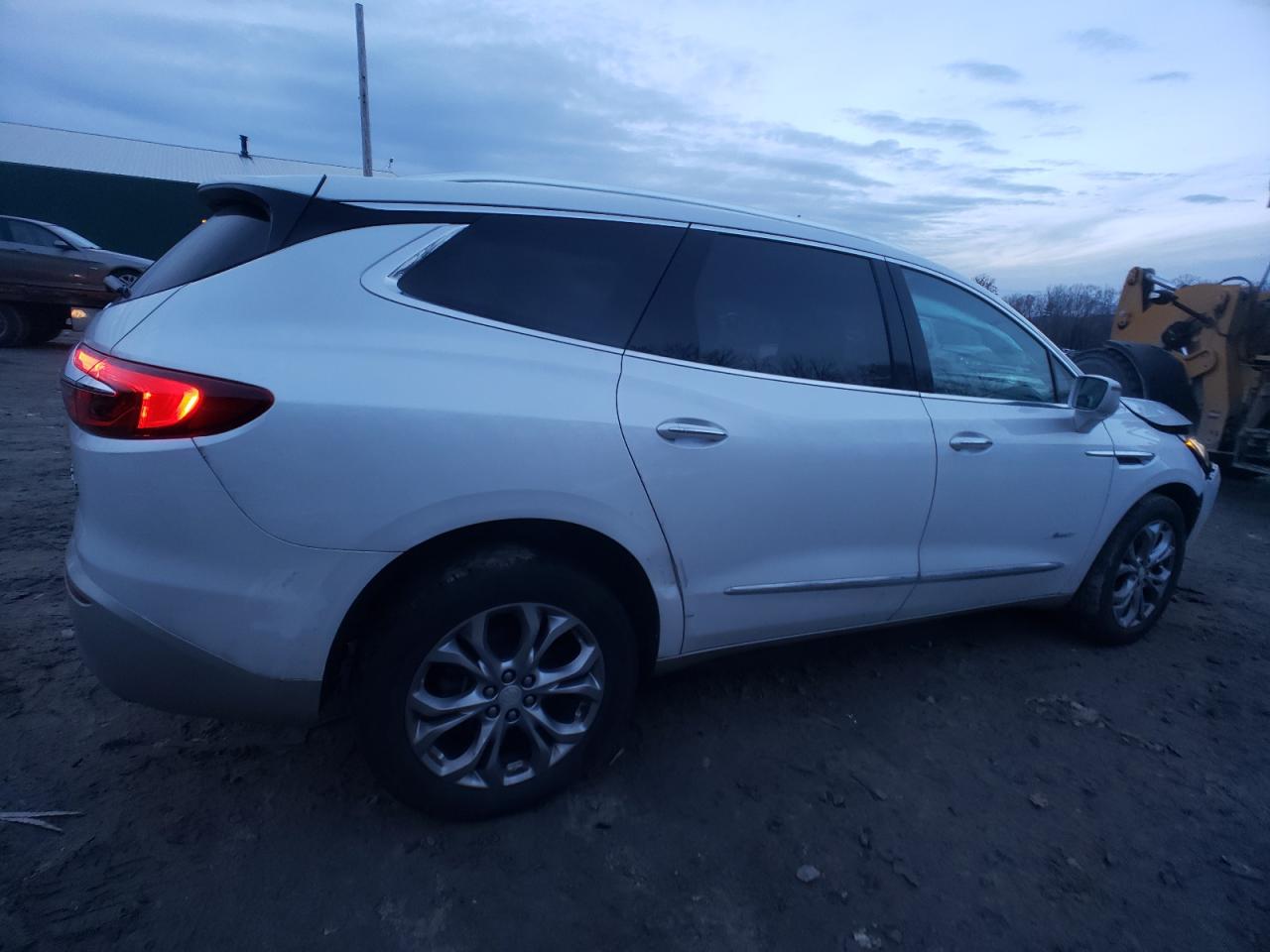 Image 3 of 2018 BUICK ENCLAVE AVENIR 2018 with VIN 5GAEVCKW1JJ205530