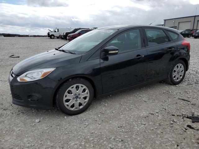 Image 1 of 2013 FORD FOCUS SE 2013 with VIN 1FADP3K26DL316106