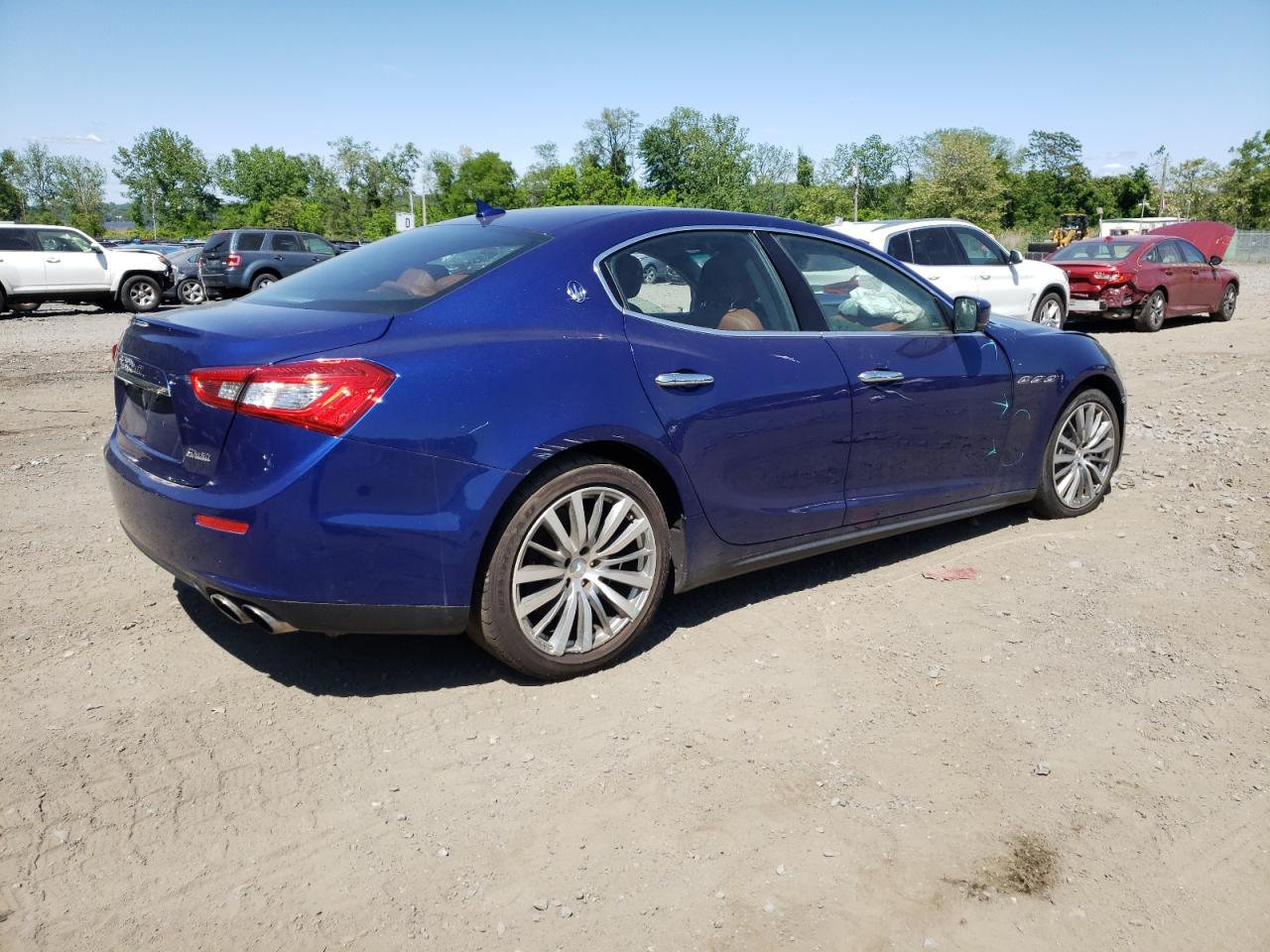 Obraz 3 z 2016 MASERATI GHIBLI S 2016 z VIN ZAM57RTA3G1176938