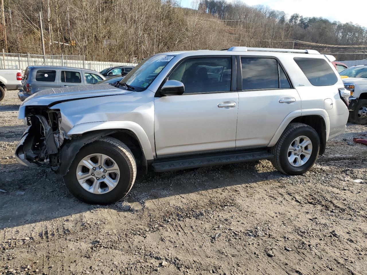 Obraz 1 z 2016 TOYOTA 4RUNNER SR5/SR5 PREMIUM 2016 z VIN JTEBU5JR5G5382350