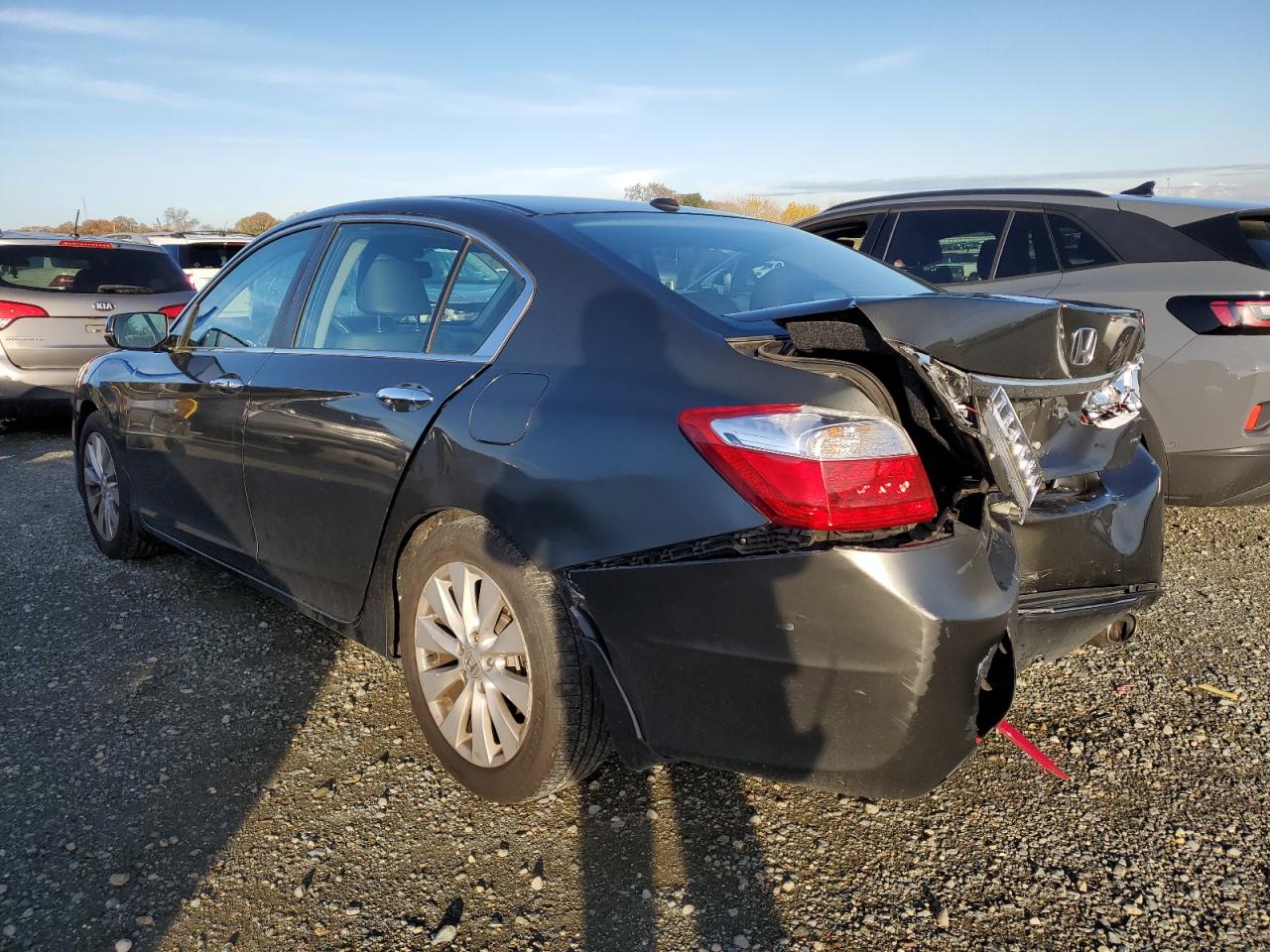 Image 2 of 2013 HONDA ACCORD EXL 2013 with VIN 1HGCR2F87DA140219