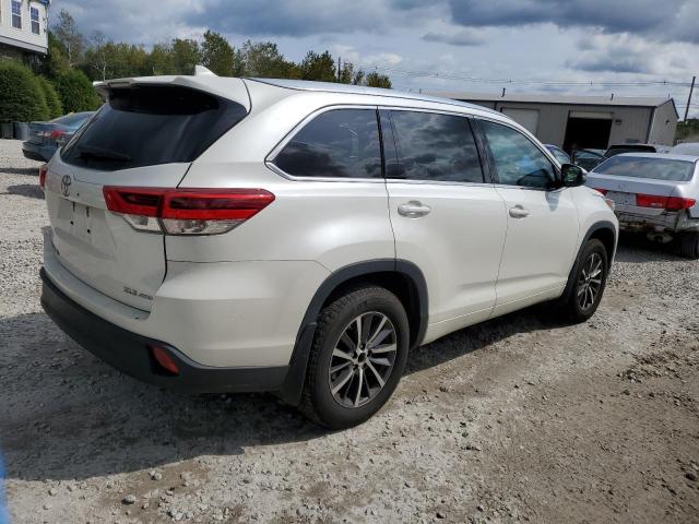 Obraz 3 z 2017 TOYOTA HIGHLANDER SE 2017 z VIN 5TDJZRFH3HS372629