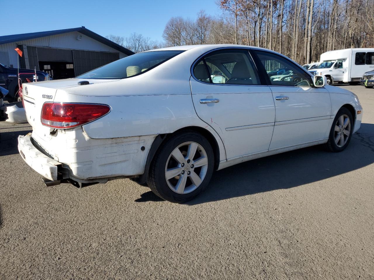 Изображение 3 2005 LEXUS ES 330 2005 с VIN JTHBA30G755060497
