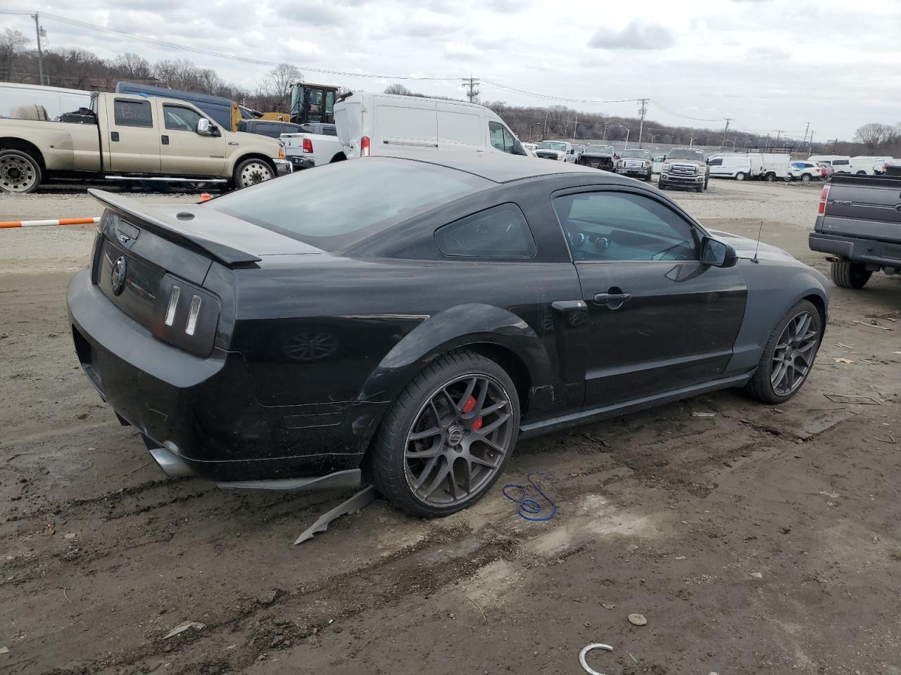Obraz 3 z 2008 FORD MUSTANG GT 2008 z VIN 1ZVHT82HX85104700
