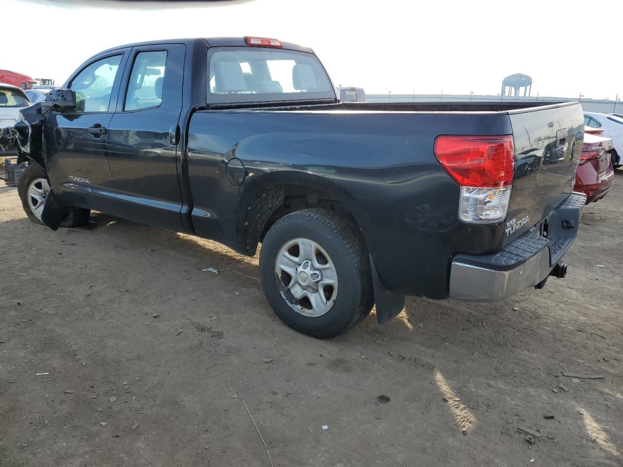 Изображение 2 2012 TOYOTA TUNDRA DOUBLE CAB SR5 2012 с VIN 5TFUM5F1XCX038477