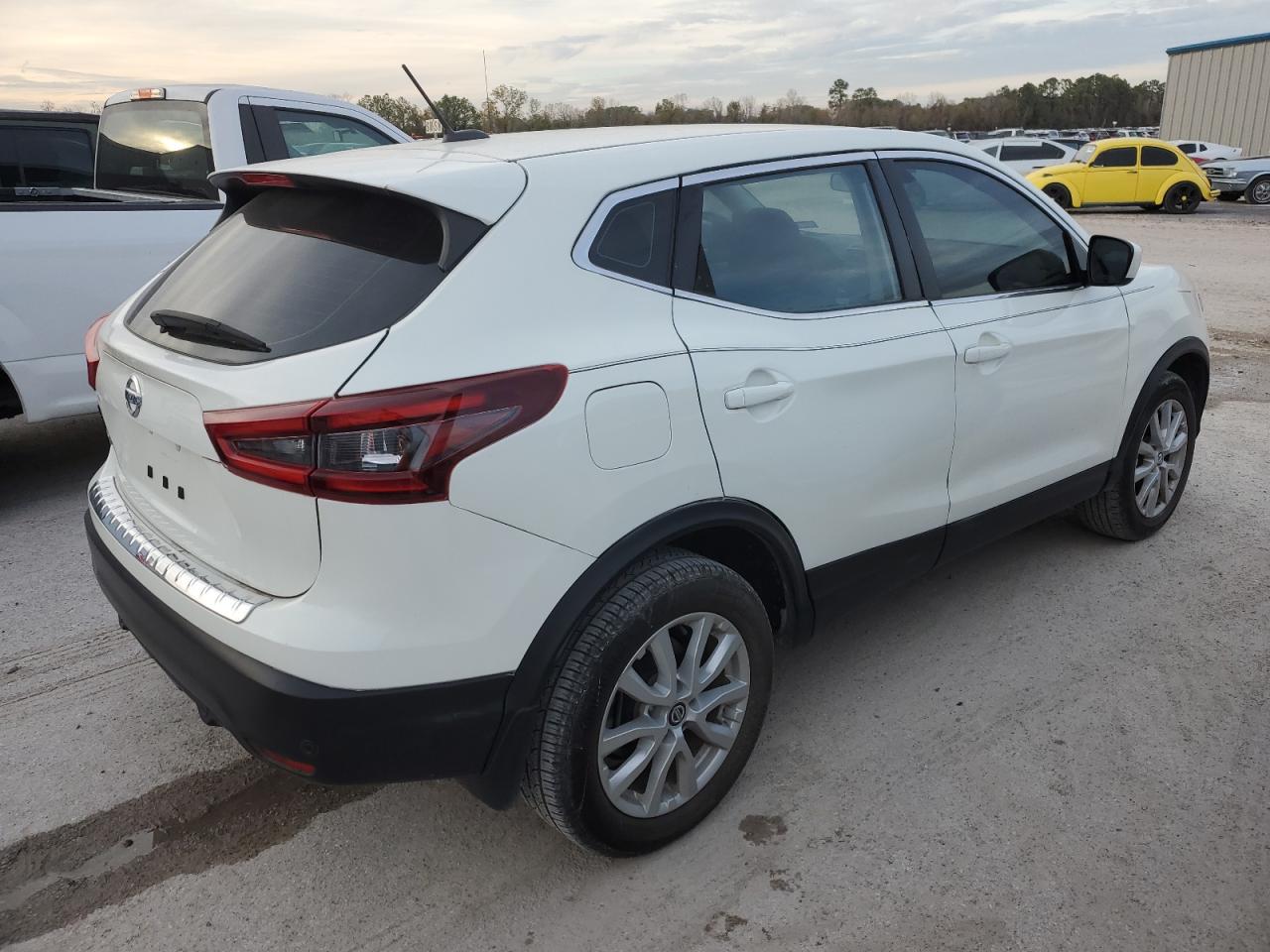 Изображение 3 2020 NISSAN ROGUE SPORT S 2020 с VIN JN1BJ1CV2LW264764