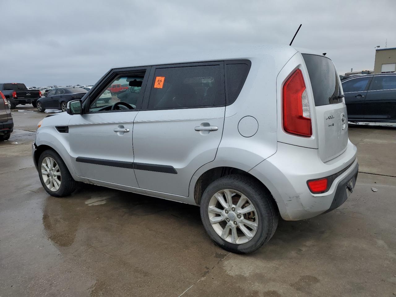 Obraz 2 z 2012 KIA SOUL + 2012 z VIN KNDJT2A64C7378618