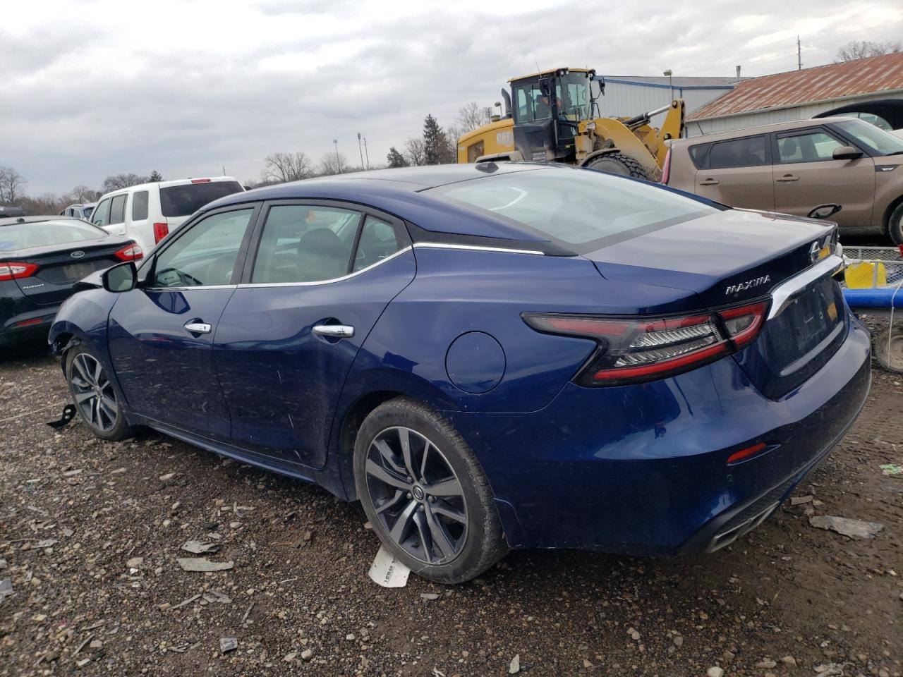 Изображение 2 2019 NISSAN MAXIMA S 2019 с VIN 1N4AA6AV8KC377097