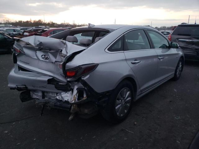 Image 3 of 2016 HYUNDAI SONATA HYBRID 2016 with VIN KMHE24L14GA018951