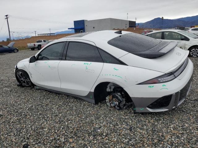 Изображение 2 2023 HYUNDAI IONIQ 6 LIMITED 2023 с VIN KMHM54AA6PA046711