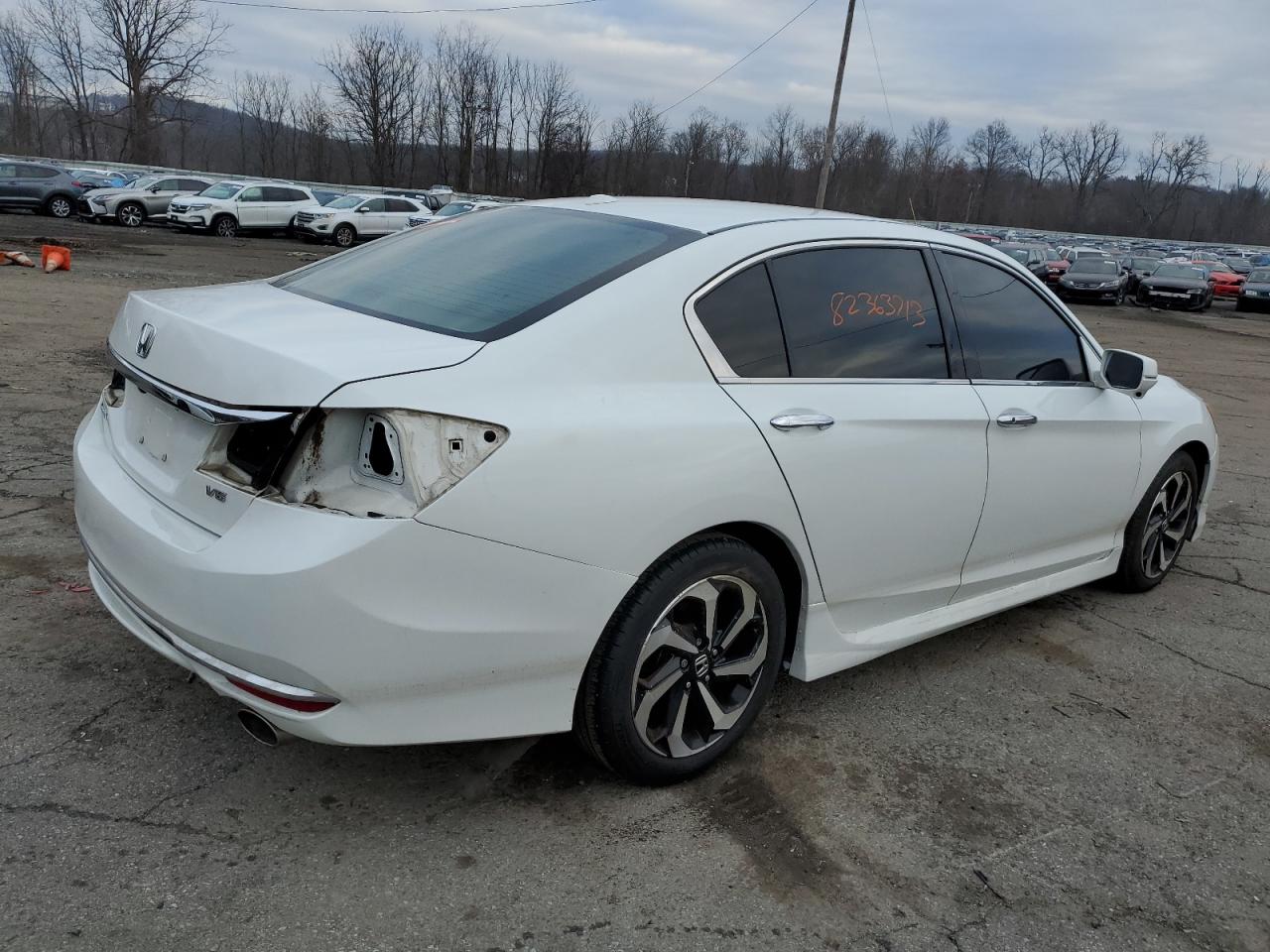 Image 3 of 2016 HONDA ACCORD EXL 2016 with VIN 1HGCR3F83GA016331