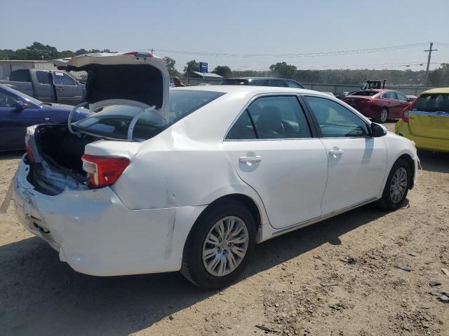 Image 3 of 2014 TOYOTA CAMRY L 2014 with VIN 4T4BF1FK8ER429247