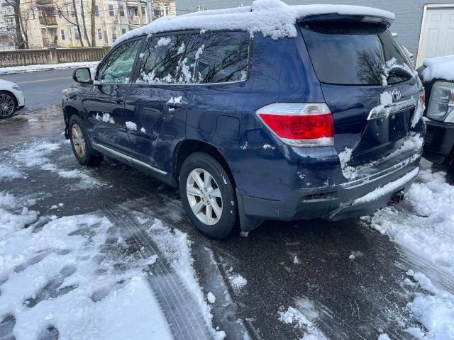 Image 3 of 2013 TOYOTA HIGHLANDER BASE 2013 with VIN 5TDBK3EH8DS181130