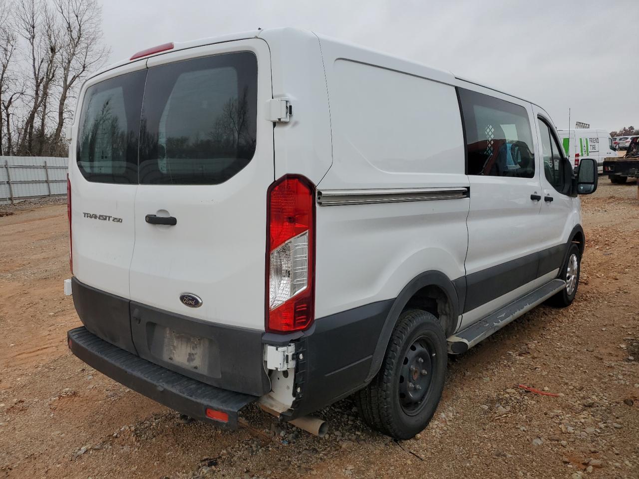 Image 3 of 2021 FORD TRANSIT T-250 2021 with VIN 1FTBR1Y85MKA26358
