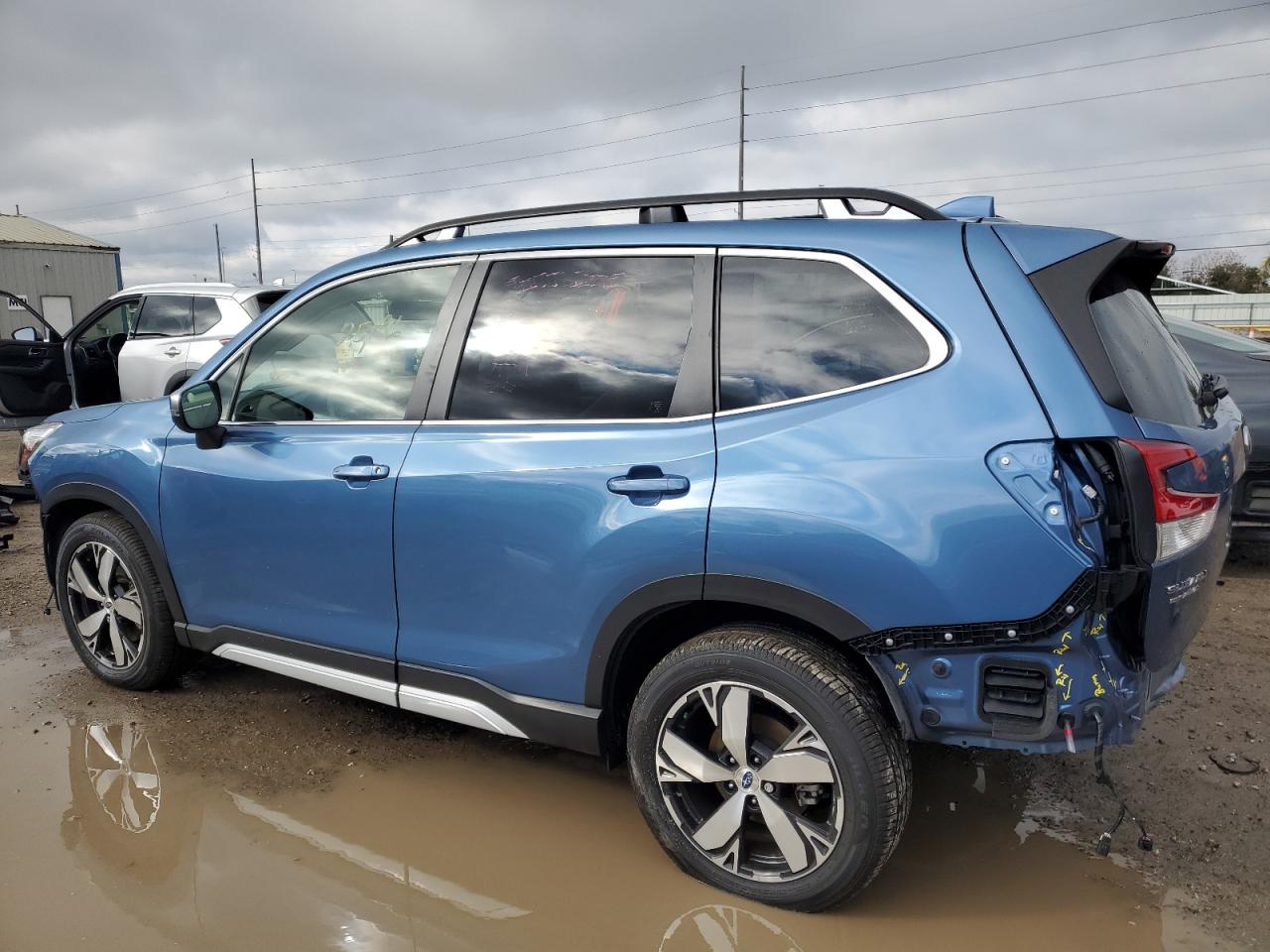 Изображение 2 2020 SUBARU FORESTER TOURING 2020 с VIN JF2SKAXCXLH559510